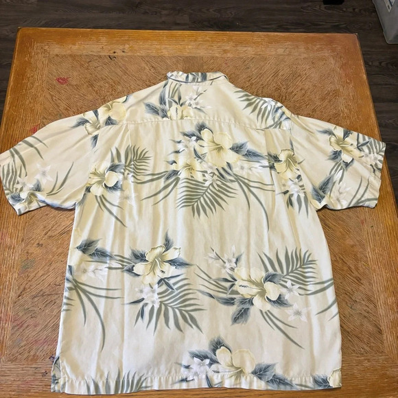Vintage Tommy Bahama Shirt Mens Large Yellow Silk Hawaiian Vacation Button Up - Picture 2 of 5